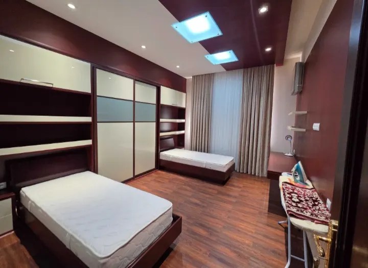 Ижарага берилади 4 хонали квартира, 168 м², 5/7 қават — Миробод тумани