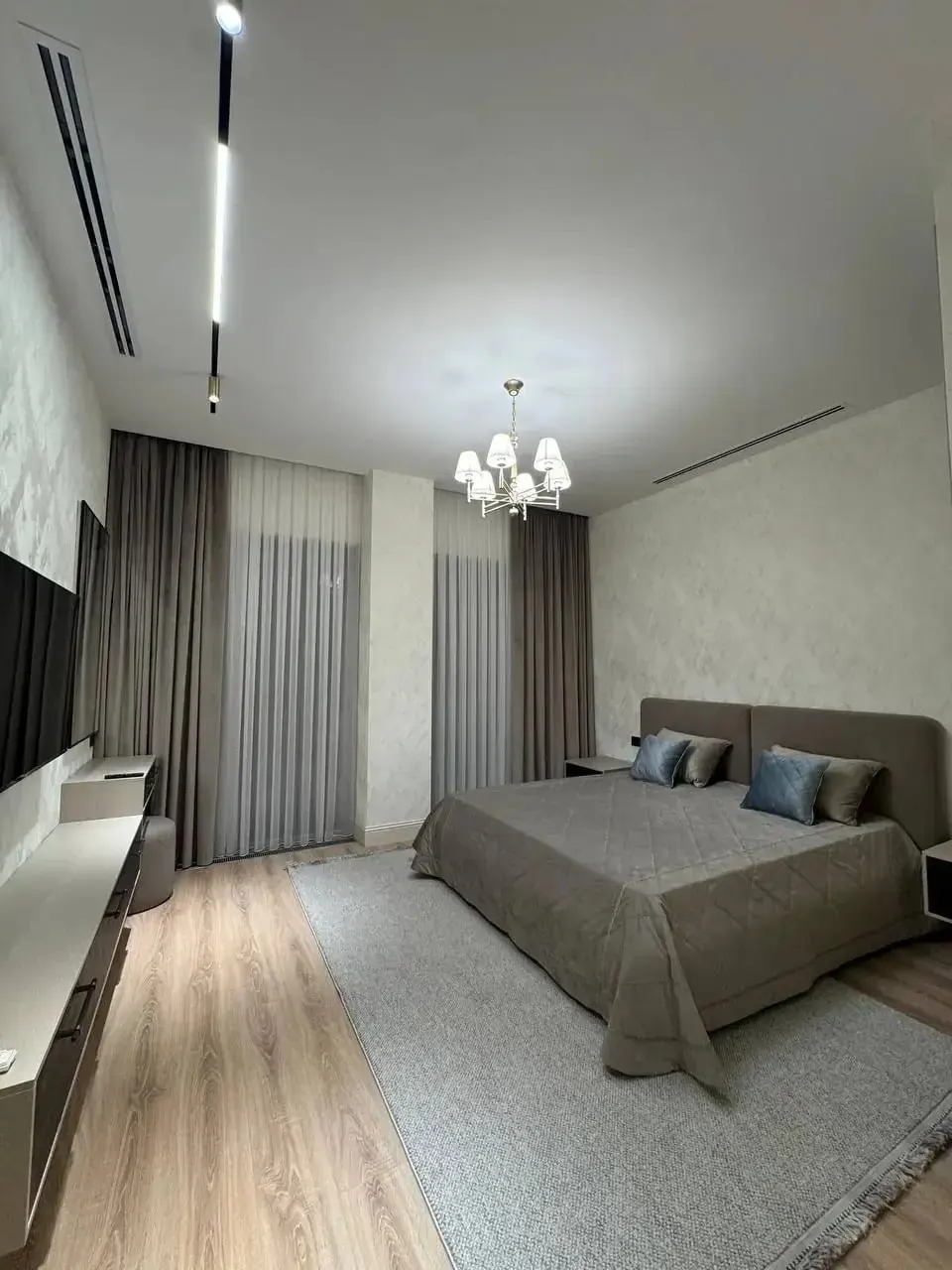 Ijaraga beriladi 4 xonali kvartira, 190 m², 5/8 qavat — Mirobod tumani