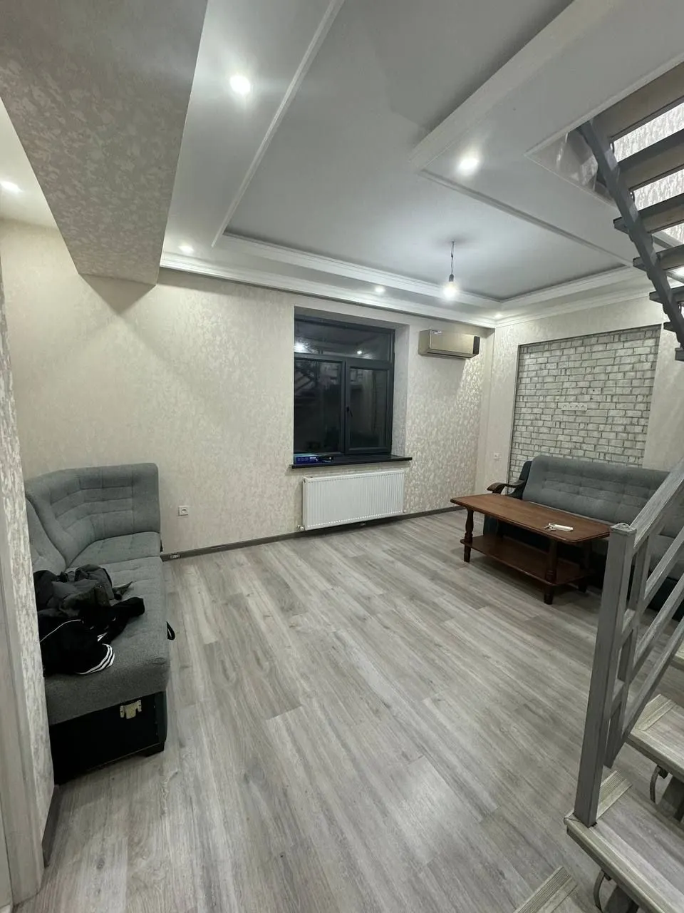Ijaraga beriladi 3 xonali kvartira, 80 m², 8/9 qavat — Yangihayot tumani
