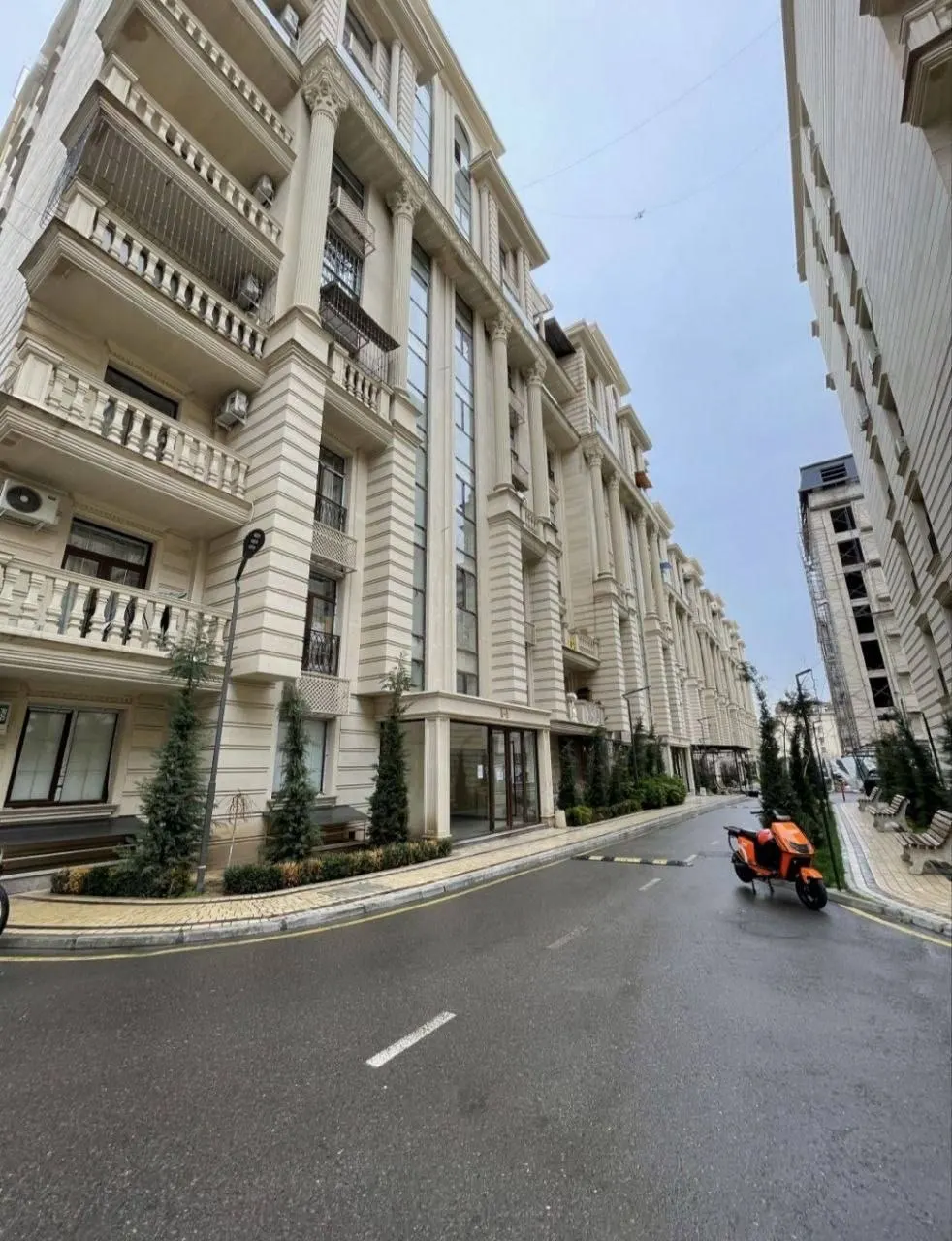 Sotiladi 3 xonali kvartira, 90 m², 7/8 qavat — Mirzo Ulugʻbek tumani