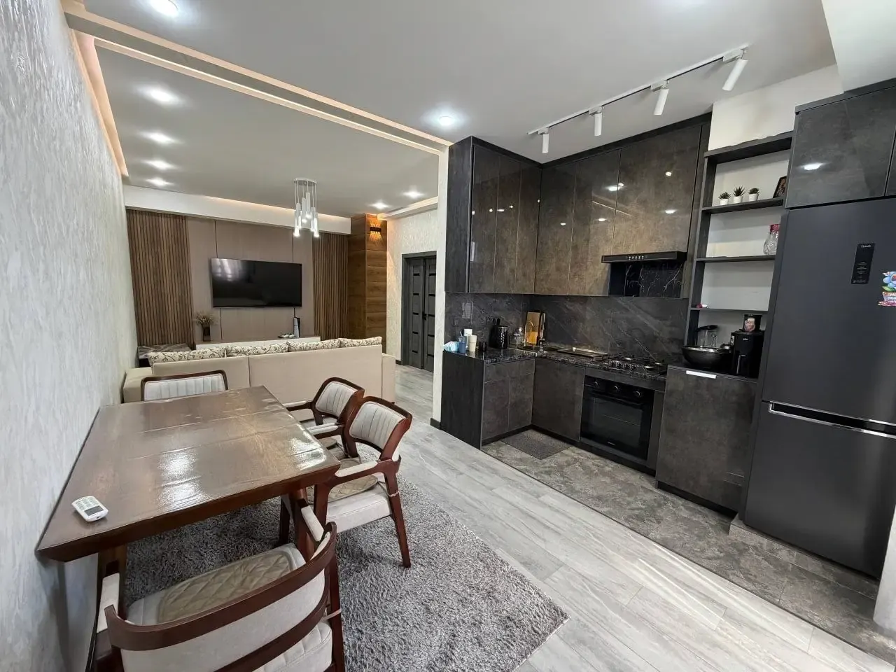 Продаётся 3-комнатная квартира, 83 м², 9/9 этаж — Мирзо-Улугбекский район