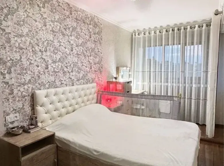 Продаётся 4-комнатная квартира, 95 м², 9/9 этаж — Юнусабадский район