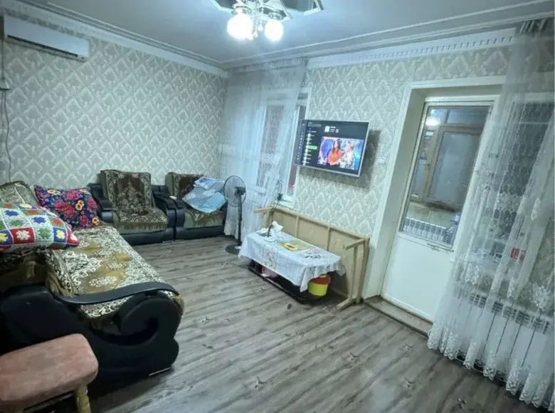 Сотилади 2 хонали квартира, 54 м², 4/4 қават — Чилонзор тумани