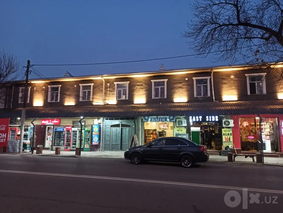 Сдаётся 2-комнатная квартира, 100 м², 1/1 этаж — Мирабадский район