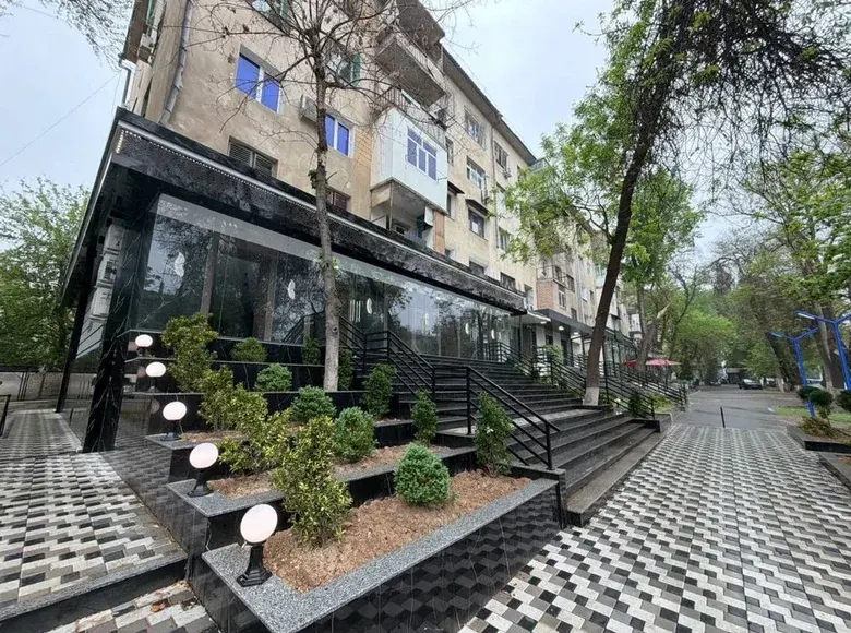 Sotiladi tijorat binosi, 110 m² — Mirzo Ulugʻbek tumani