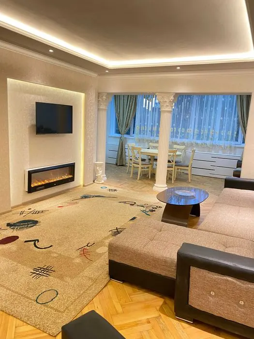 Ижарага берилади 2 хонали квартира, 100 м², 4/4 қават — Мирзо Улуғбек тумани