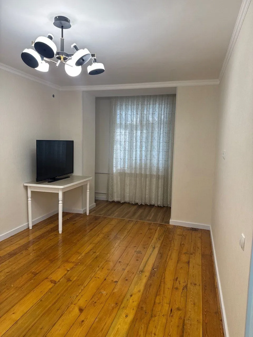 Сотилади 1 хонали квартира, 35 м², 2/4 қават — Мирзо Улуғбек тумани