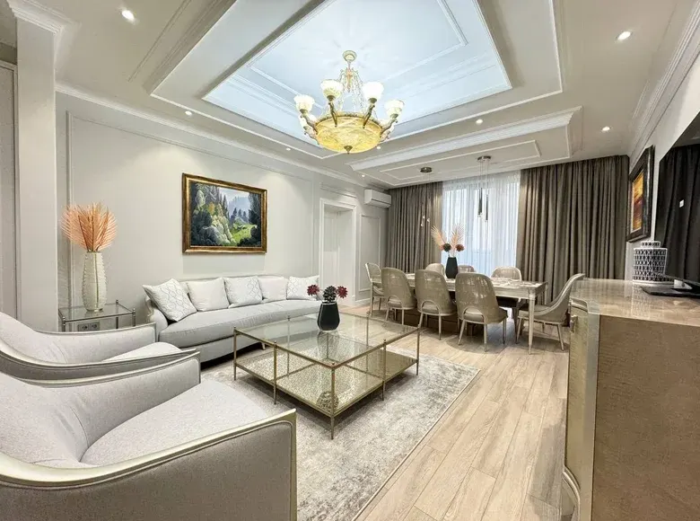 Продаётся 4-комнатная квартира, 130 м², 8/9 этаж — Юнусабадский район