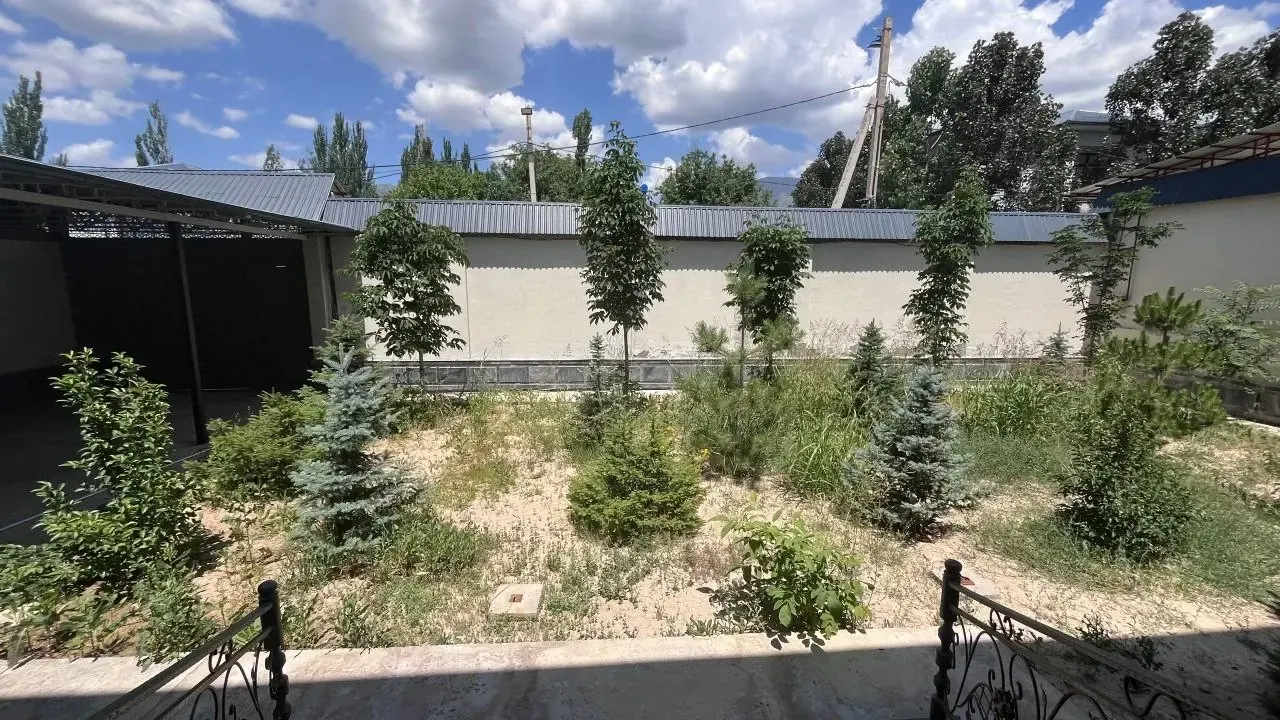 Продаётся 8-комнатный дом, 14 сот., 1400 м², 2 этажа — Ташкентский район