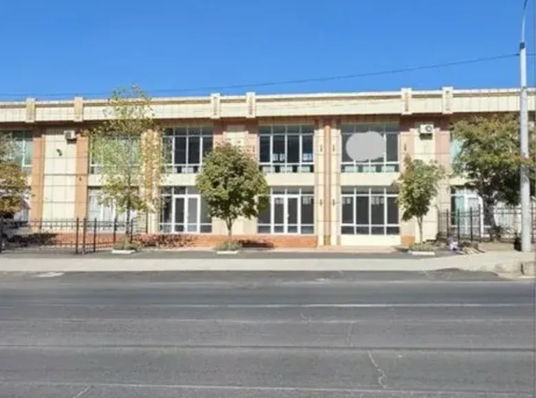 Sotiladi tijorat binosi, 650 m², 1/2 qavat — Shayxontohur tumani