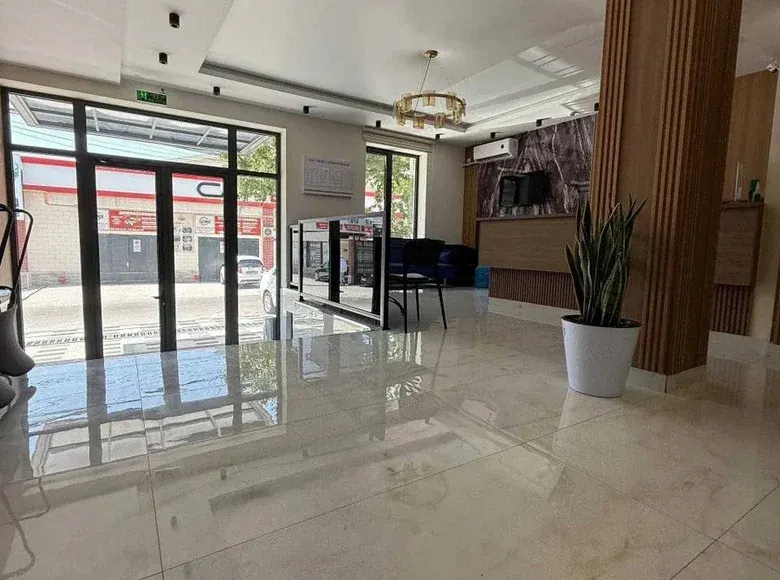 Продаётся коммерческое помещение, 2400 м², 7.3 сот. — Яккасарайский район