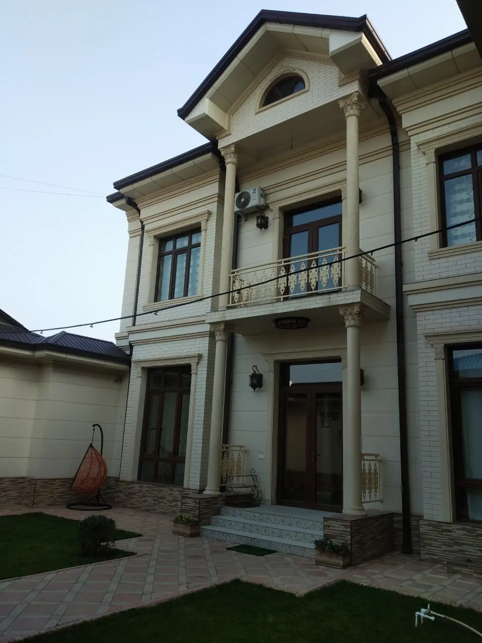 Ijaraga beriladi 6 xonali hovli uy, 4 sotix, 340 m² — Yakkasaroy tumani