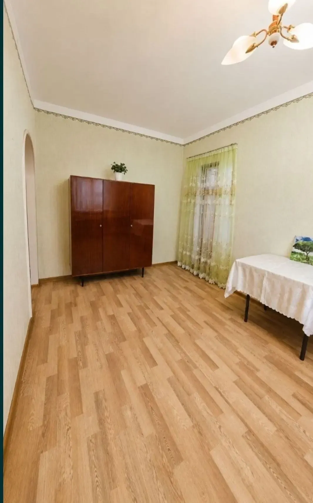 Sotiladi 1 xonali kvartira, 40 m², 4/5 qavat — Yakkasaroy tumani