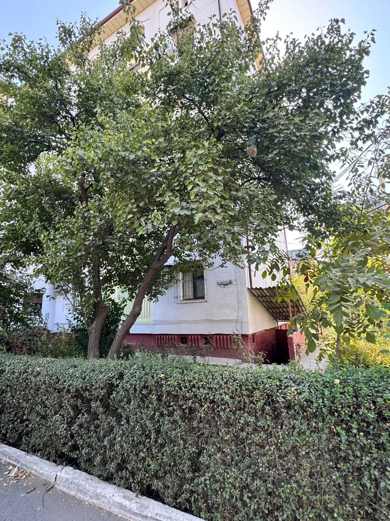 Продаётся 5-комнатная квартира, 123 м², 1/5 этаж — Янгихаётский район
