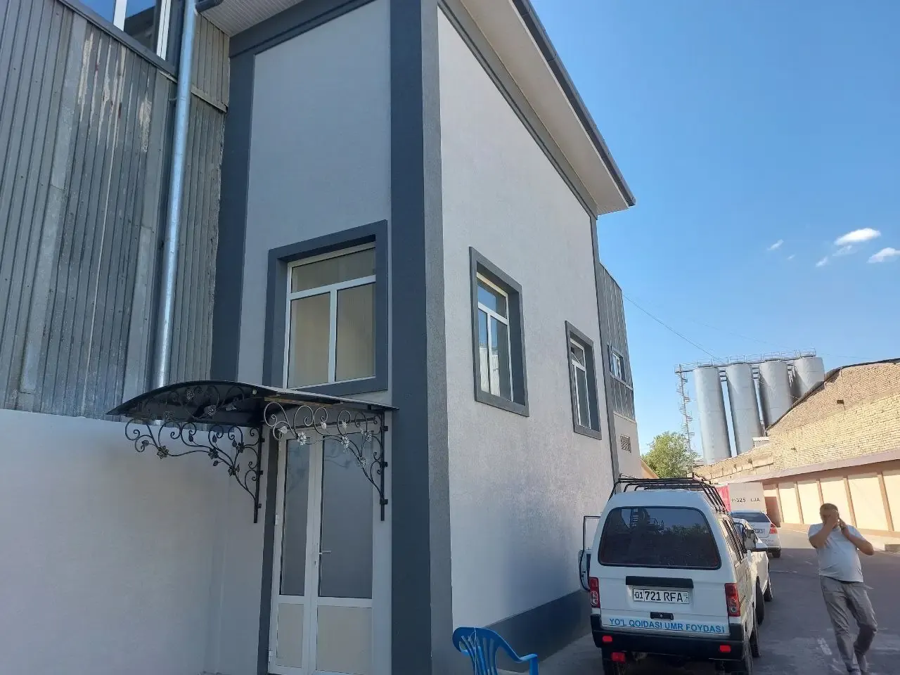 Сдаётся офис, 2155 м², 2/2 этаж — Юнусабадский район