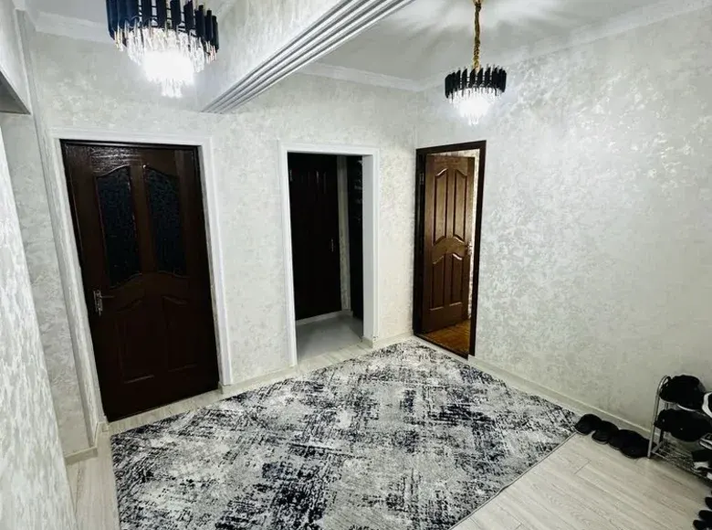 Продаётся 4-комнатная квартира, 94 м², 2/9 этаж — Юнусабадский район