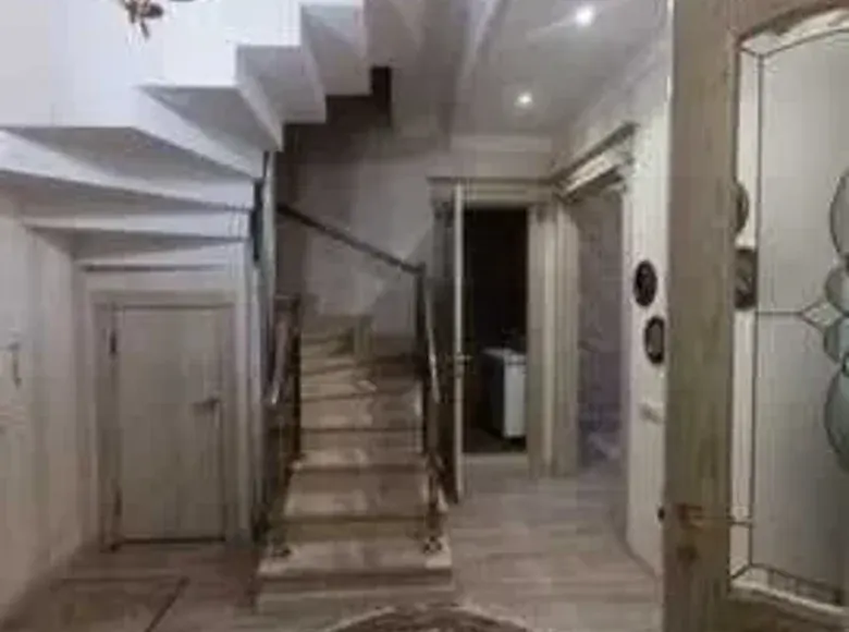 Sotiladi 5 xonali kvartira, 132 m², 5/5 qavat — Mirzo Ulugʻbek tumani