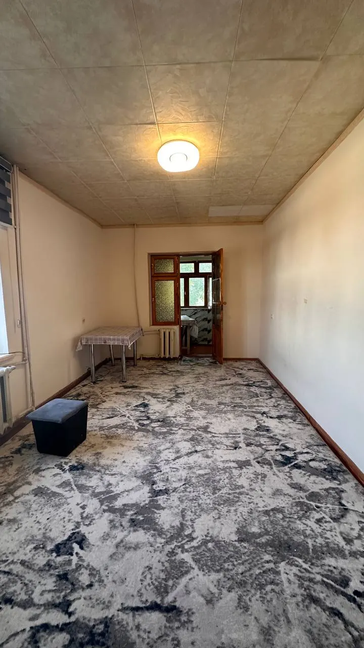 Сотилади 1 хонали квартира, 43 м², 4/5 қават — Мирзо Улуғбек тумани