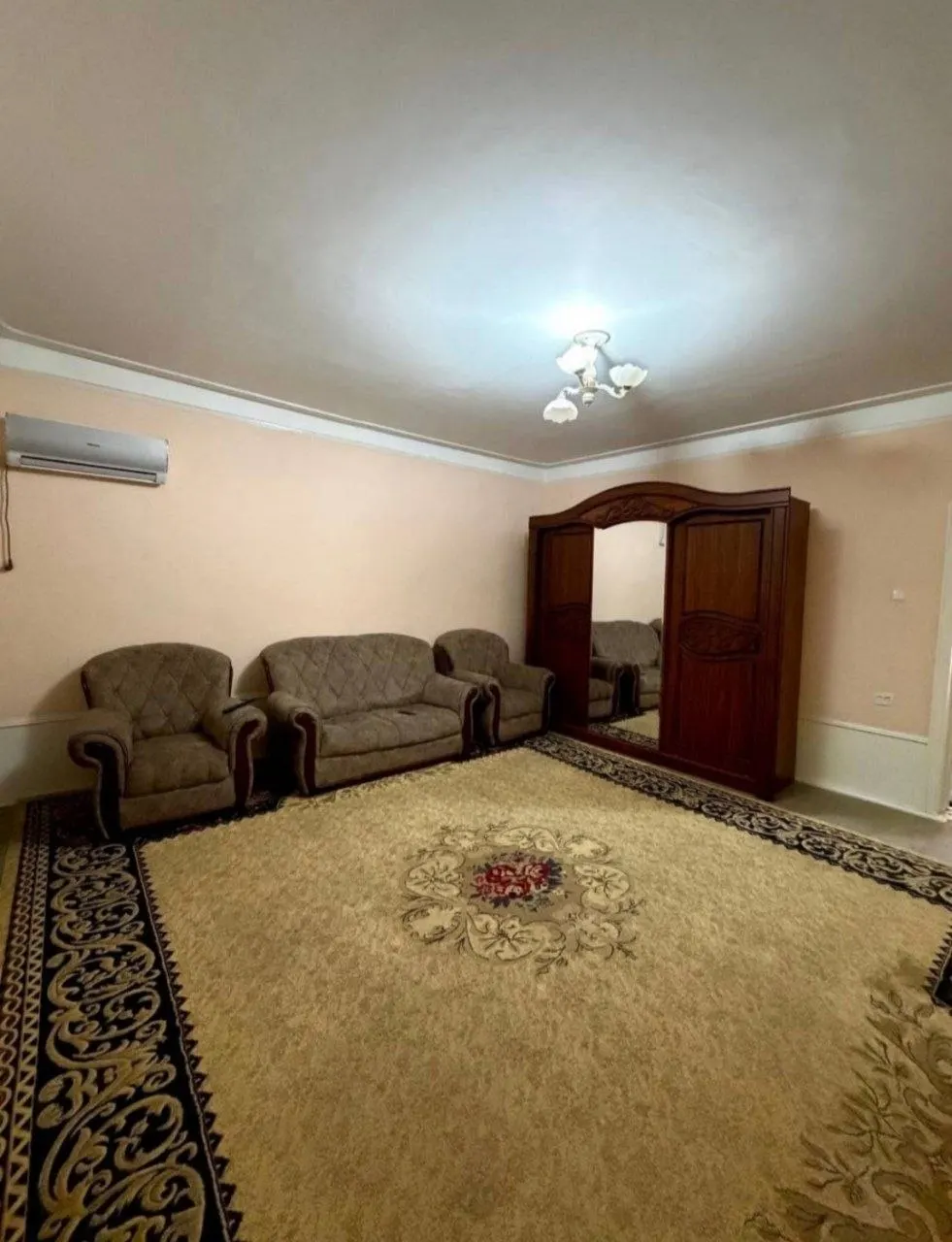 Сдаётся 3-комнатная квартира, 75 м², 3/9 этаж — Учтепинский район