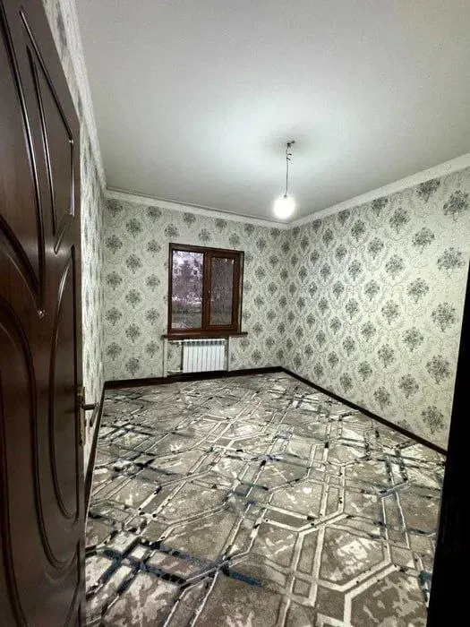 Sotiladi 2 xonali kvartira, 71 m², 1/9 qavat — Sergeli tumani