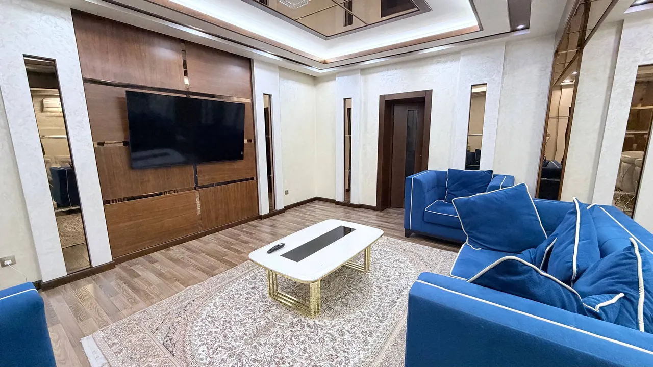 Сотилади 4 хонали квартира, 150 м², 8/12 қават — Миробод тумани