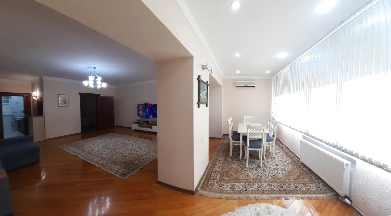 Ижарага берилади 3 хонали квартира, 110 м², 2/4 қават — Мирзо Улуғбек тумани