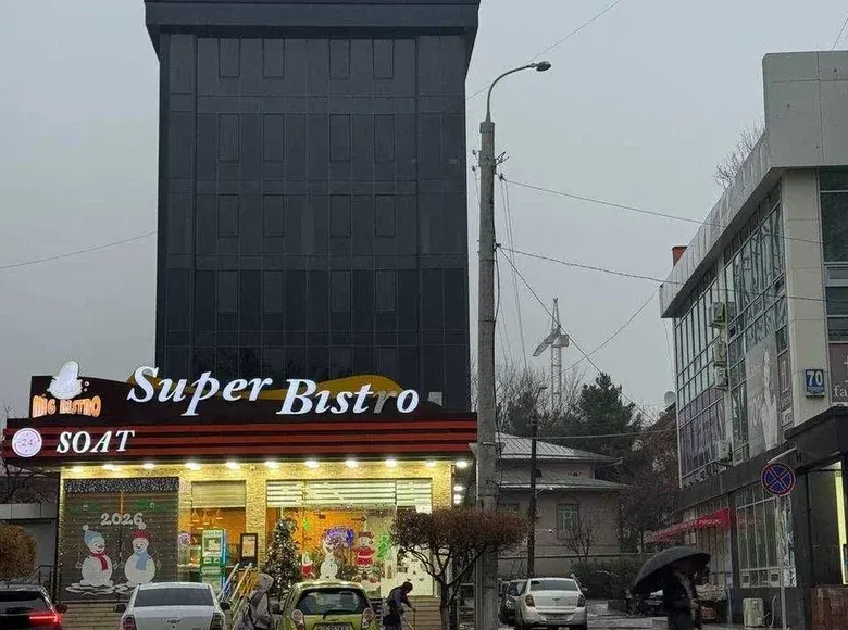 Продаётся коммерческое помещение, 2200 м², 1/7 этаж — Юнусабадский район