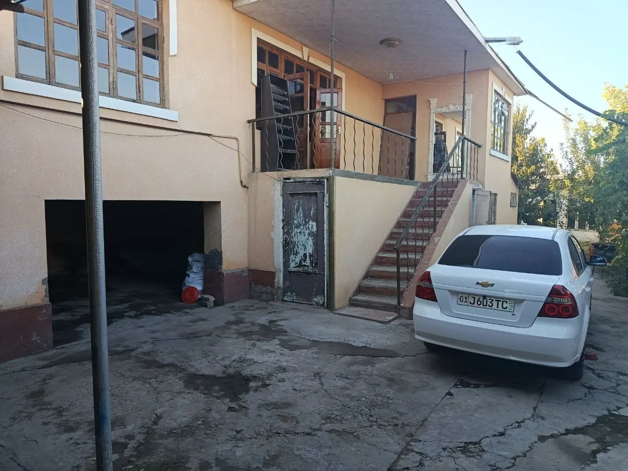 Sotiladi hovli uy, 3 sotix — Toshkent tumani