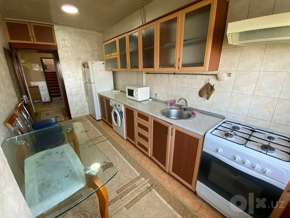 Ижарага берилади 3 хонали квартира, 20 м², 8/9 қават — Яккасарой тумани