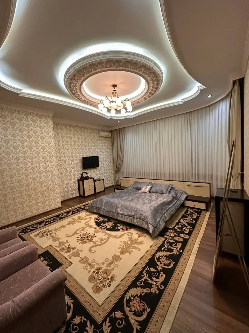 Ижарага берилади 8 хонали дала ҳовли, 4 сотих, 360 м², 2/2 қават — Яккасарой тумани