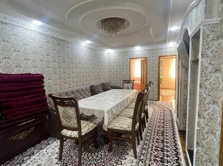 Продаётся 3-комнатная квартира, 68 м², 1/2 этаж — Чиланзарский район