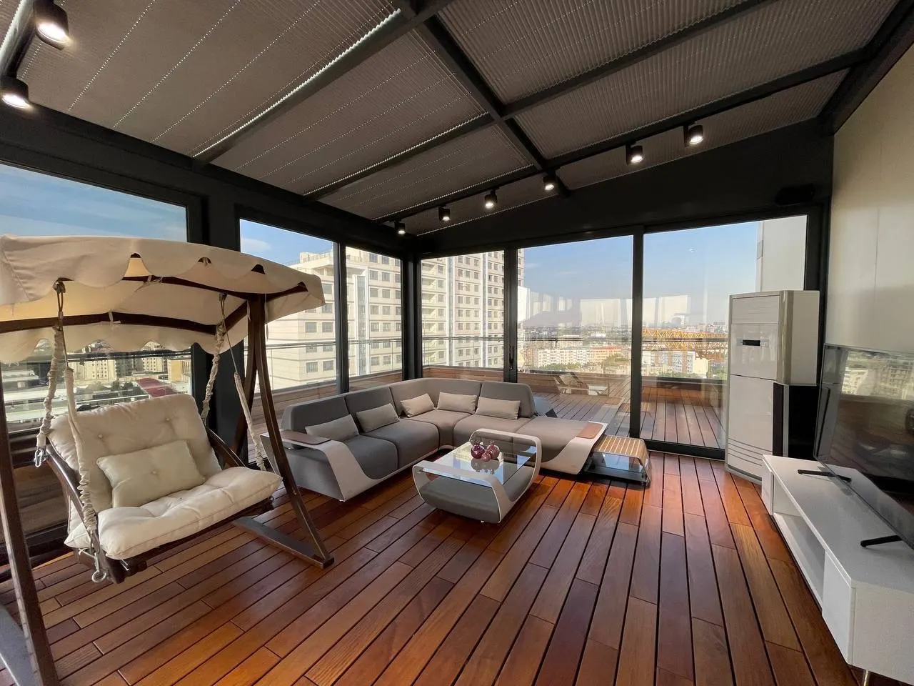 Ijaraga beriladi 4 xonali kvartira, 300 m², 15/15 qavat — Mirzo Ulugʻbek tumani