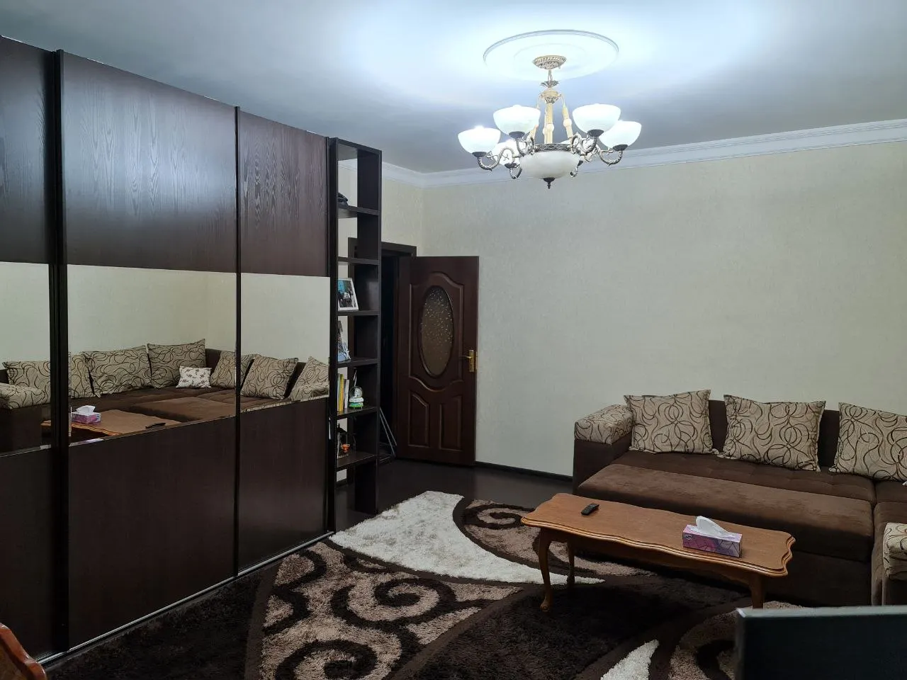 Sotiladi 2 xonali kvartira, 65 m², 2/9 qavat — Mirobod tumani