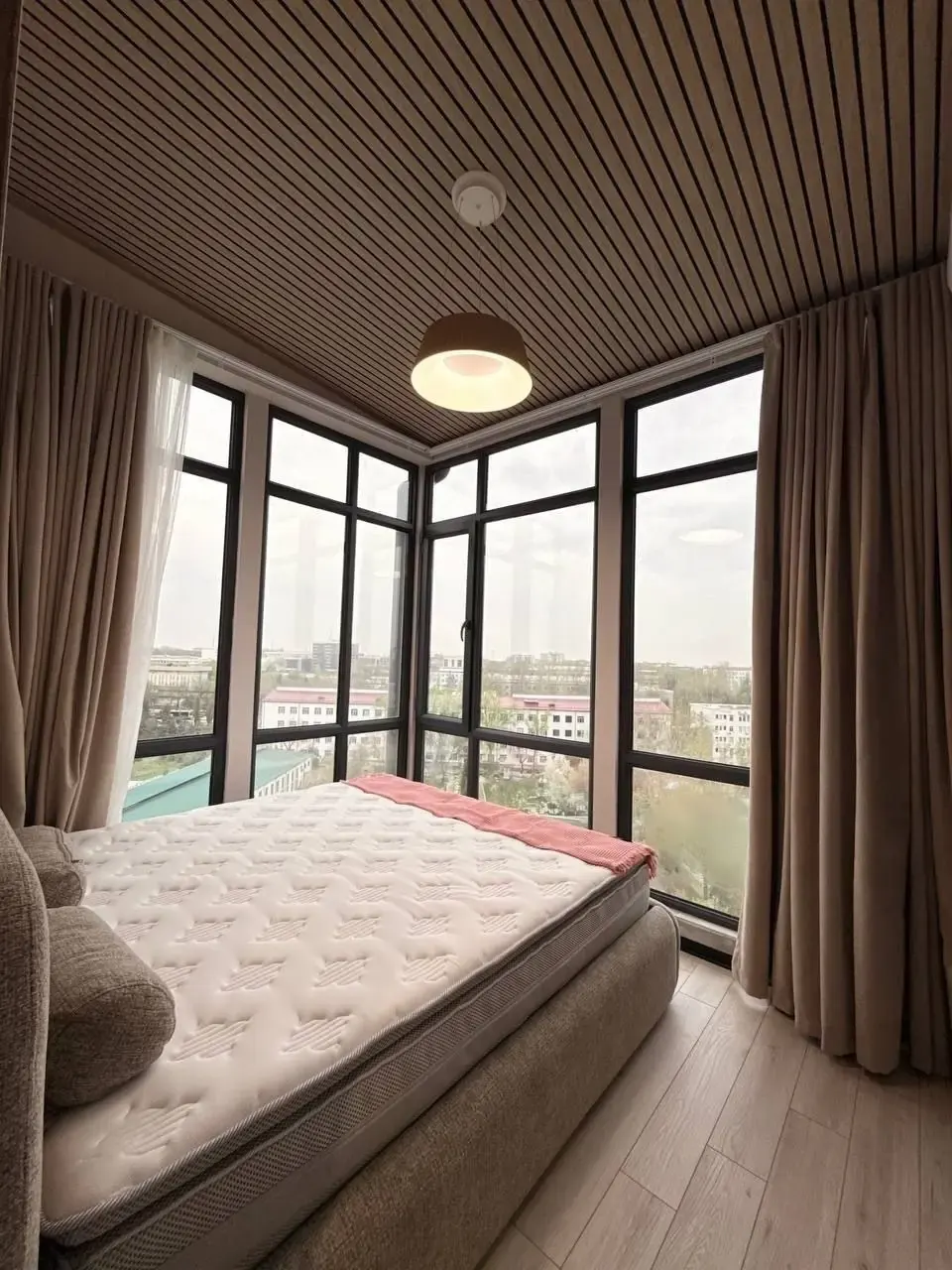 Продаётся 5-комнатная квартира, 120 м², 10/10 этаж — Мирзо-Улугбекский район