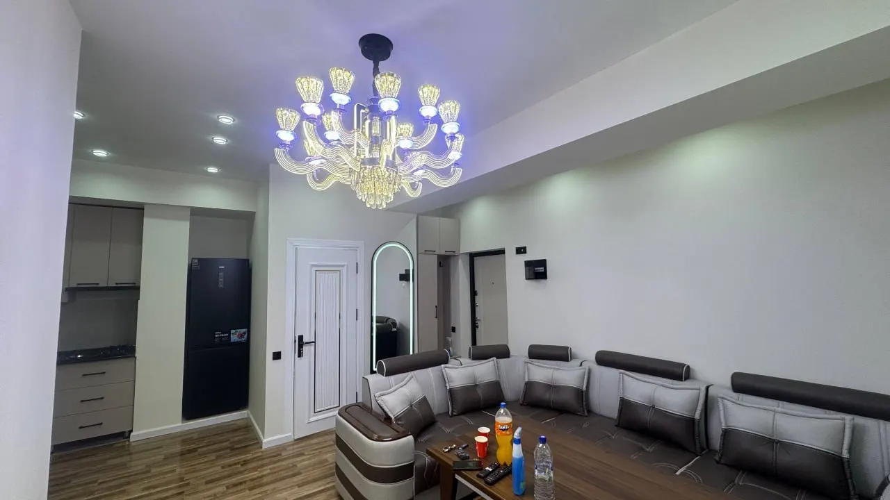 Sotiladi 3 xonali kvartira, 42 m², 3/6 qavat — Yashnobod tumani