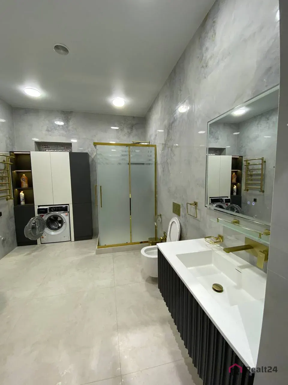 Сдаётся 5-комнатная дача, 1 сот., 150 м², 1 этаж — Мирабадский район