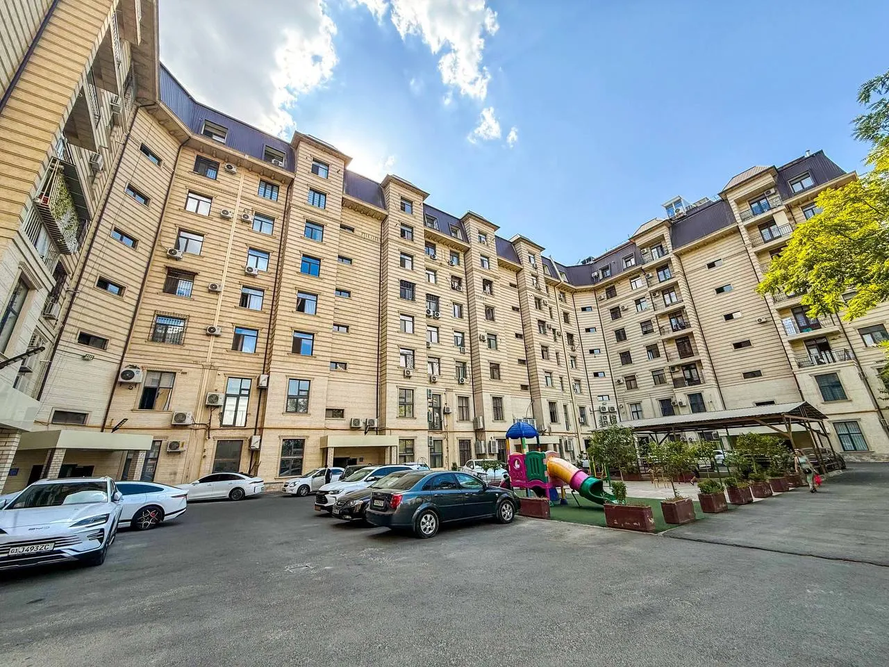 Сотилади 5 хонали квартира, 160 м², 6/9 қават — Яшнобод тумани