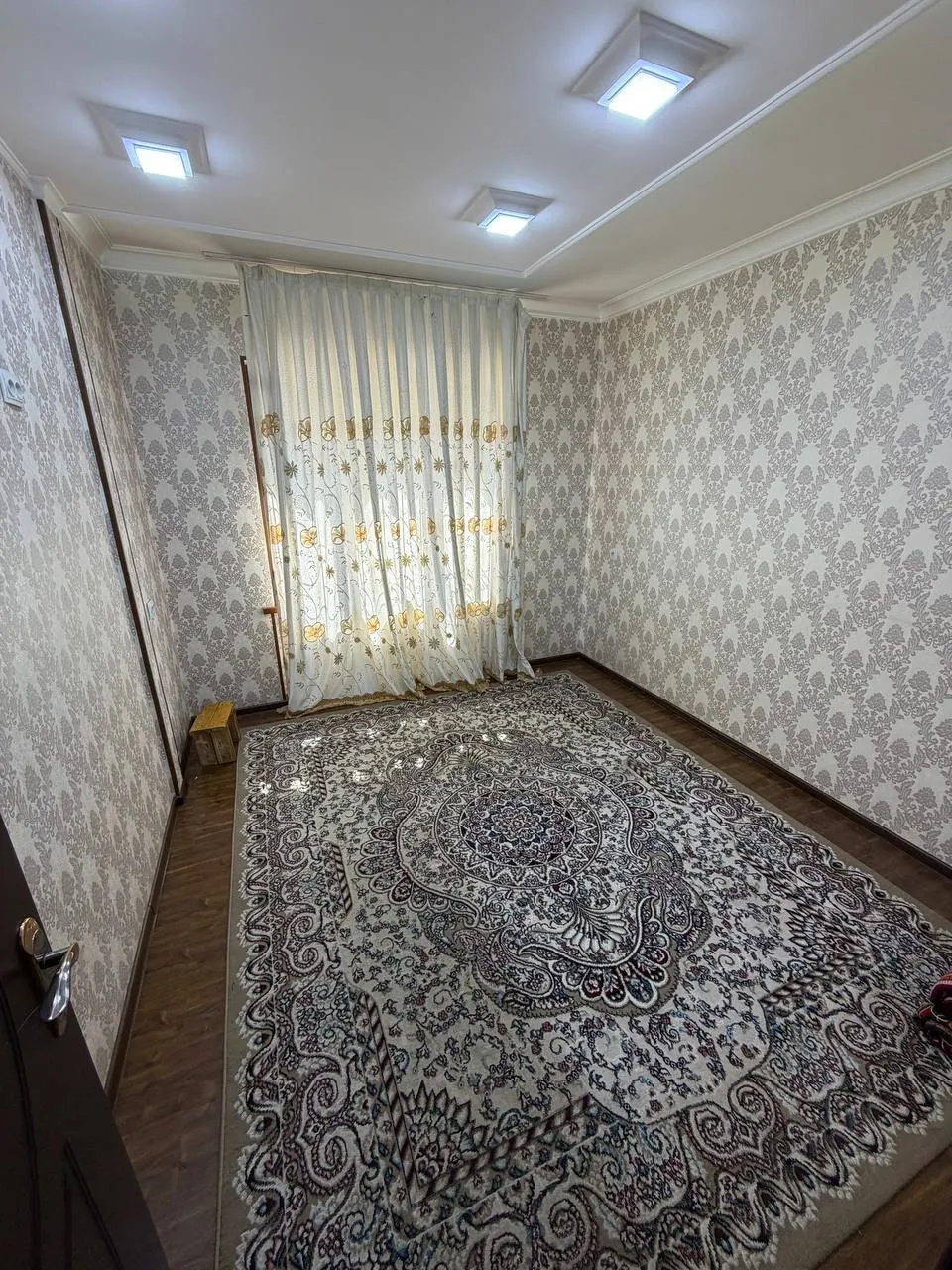 Продаётся 2-комнатная квартира, 57 м², 1/5 этаж — Шайхантахурский район