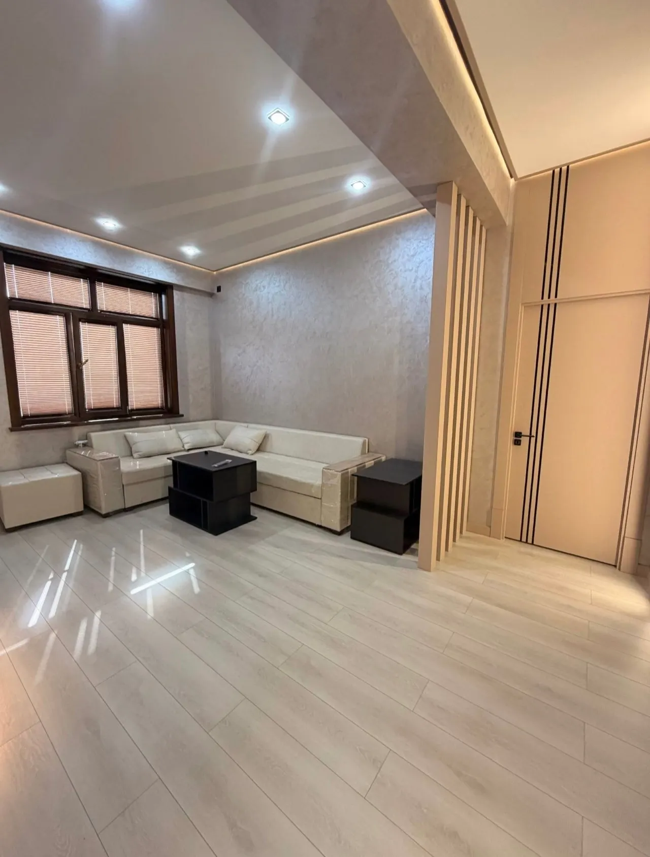Сотилади 2 хонали квартира, 56 м², 4/4 қават — Мирзо Улуғбек тумани