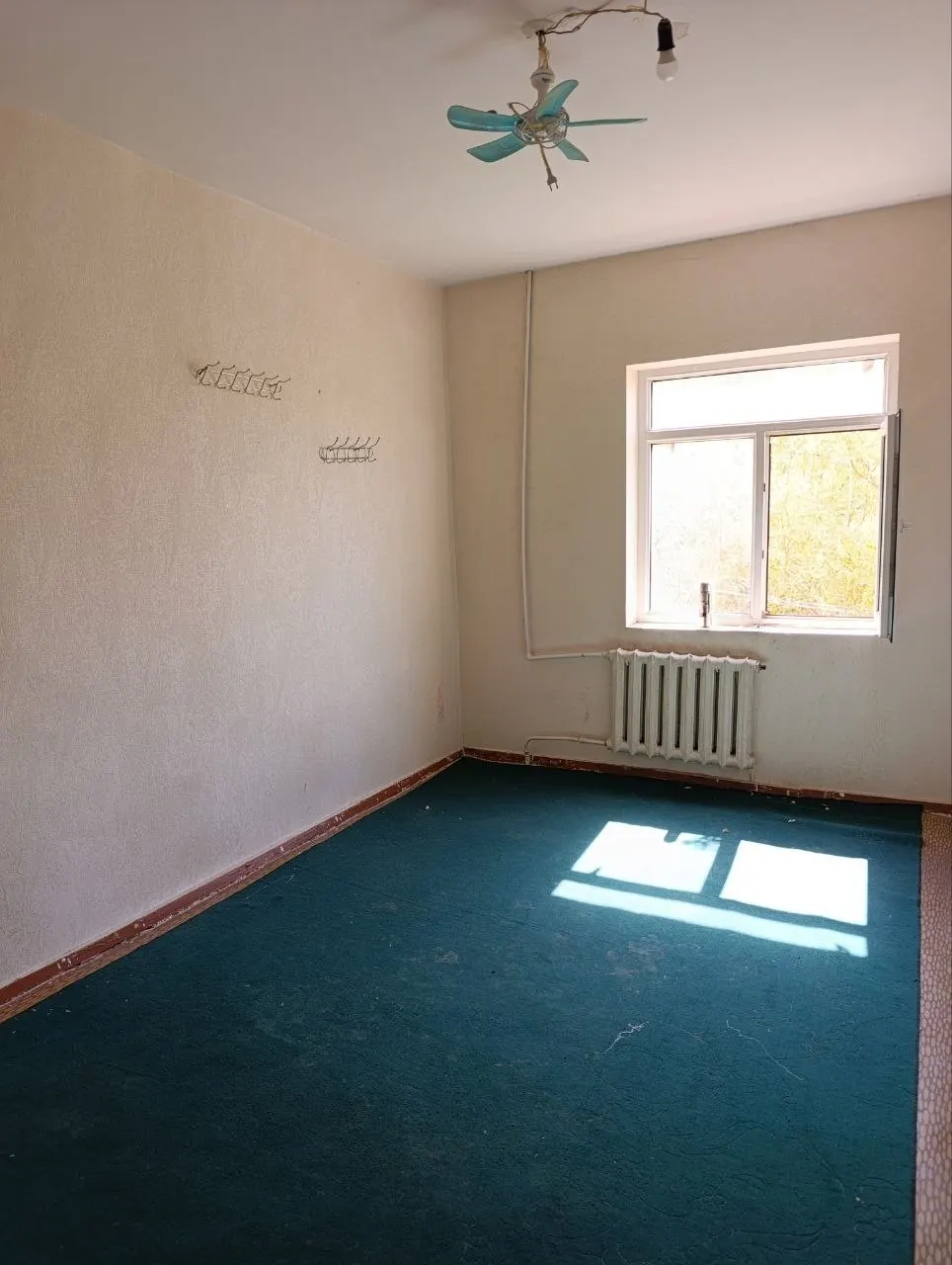 Продаётся 1-комнатная квартира, 38 м², 4/5 этаж — Сергелийский район
