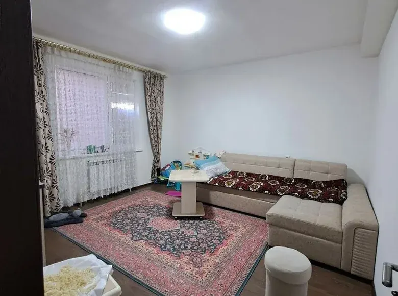 Сотилади 2 хонали квартира, 45 м², 1/7 қават — Тошкент шаҳри