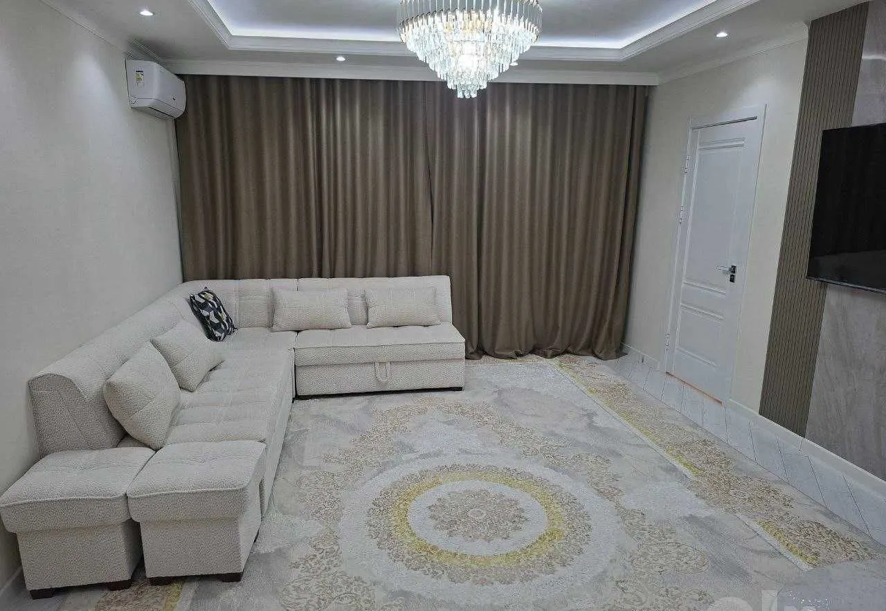 Сдаётся 4-комнатная квартира, 85 м², 4/12 этаж — Чиланзарский район