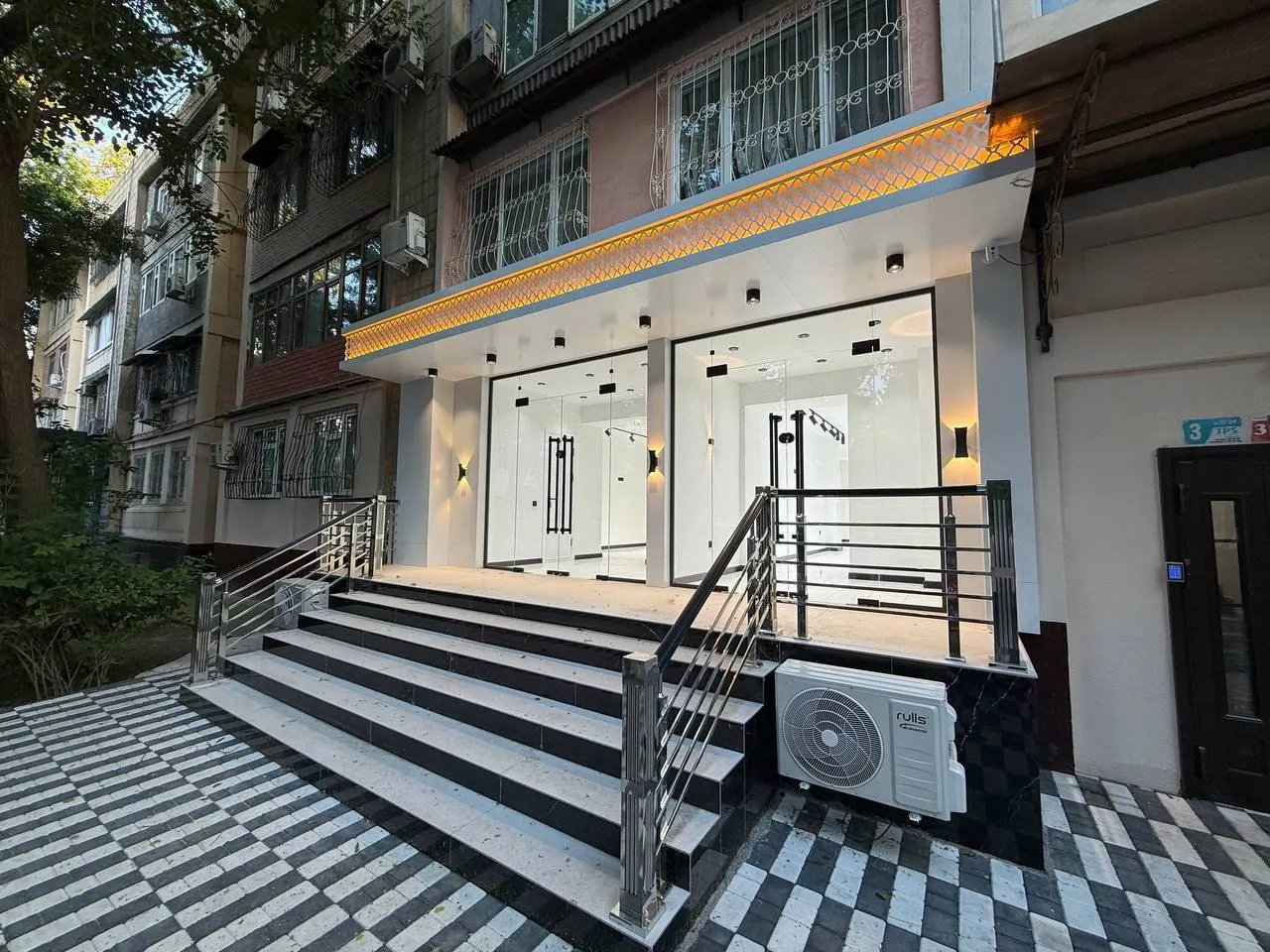 Ijaraga beriladi tijorat binosi, 45 m² — Mirobod tumani