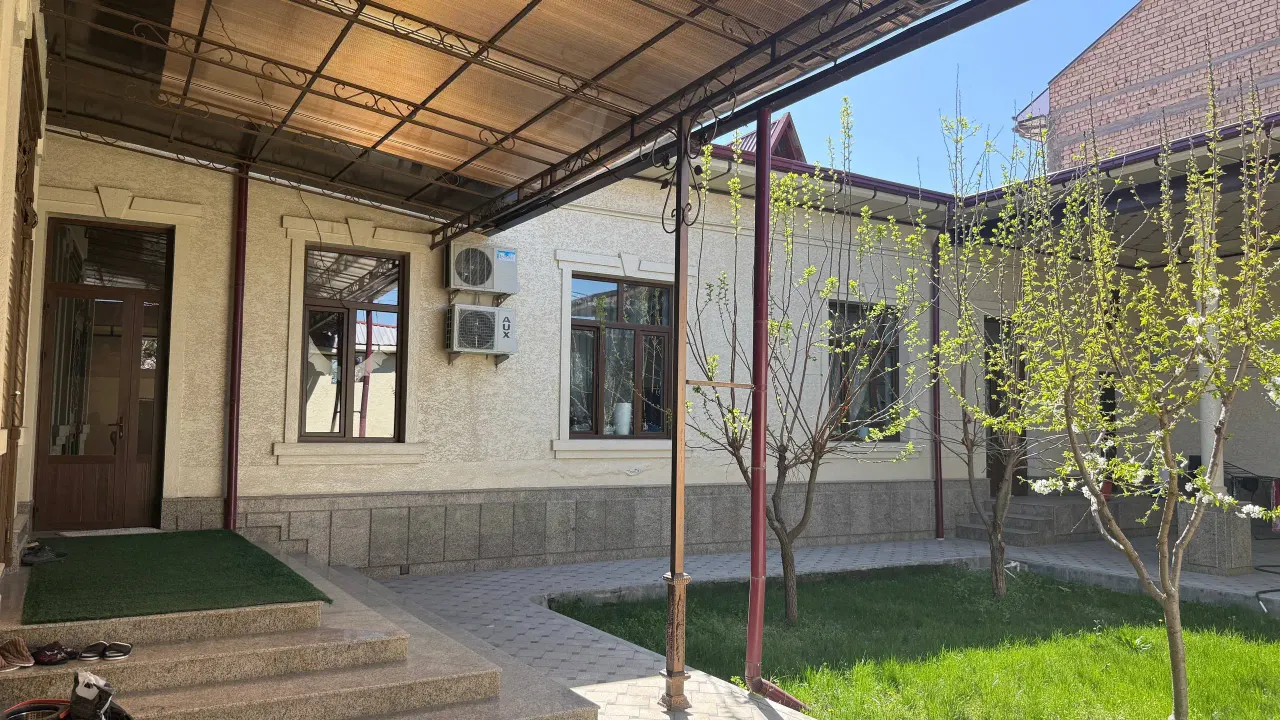 Сдаётся офис, 300 м², 6 сот., 1/1 этаж — Янгихаётский район