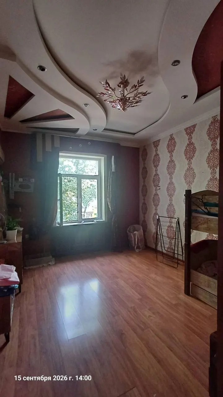 Продаётся 1-комнатная квартира, 50 м², 3/3 этаж — Яккасарайский район