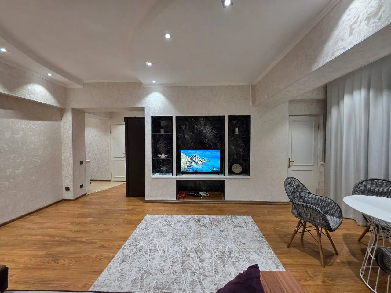 Ижарага берилади 2 хонали квартира, 56 м², 4/9 қават — Миробод тумани