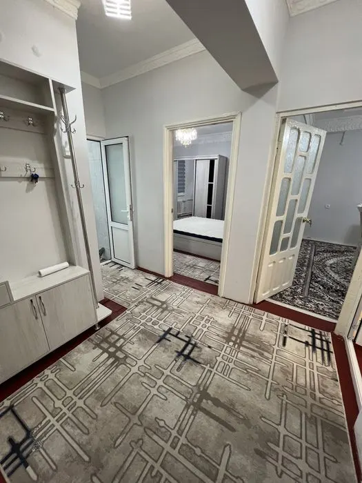 Ижарага берилади 3 хонали квартира, 70 м², 1/5 қават — Яшнобод тумани