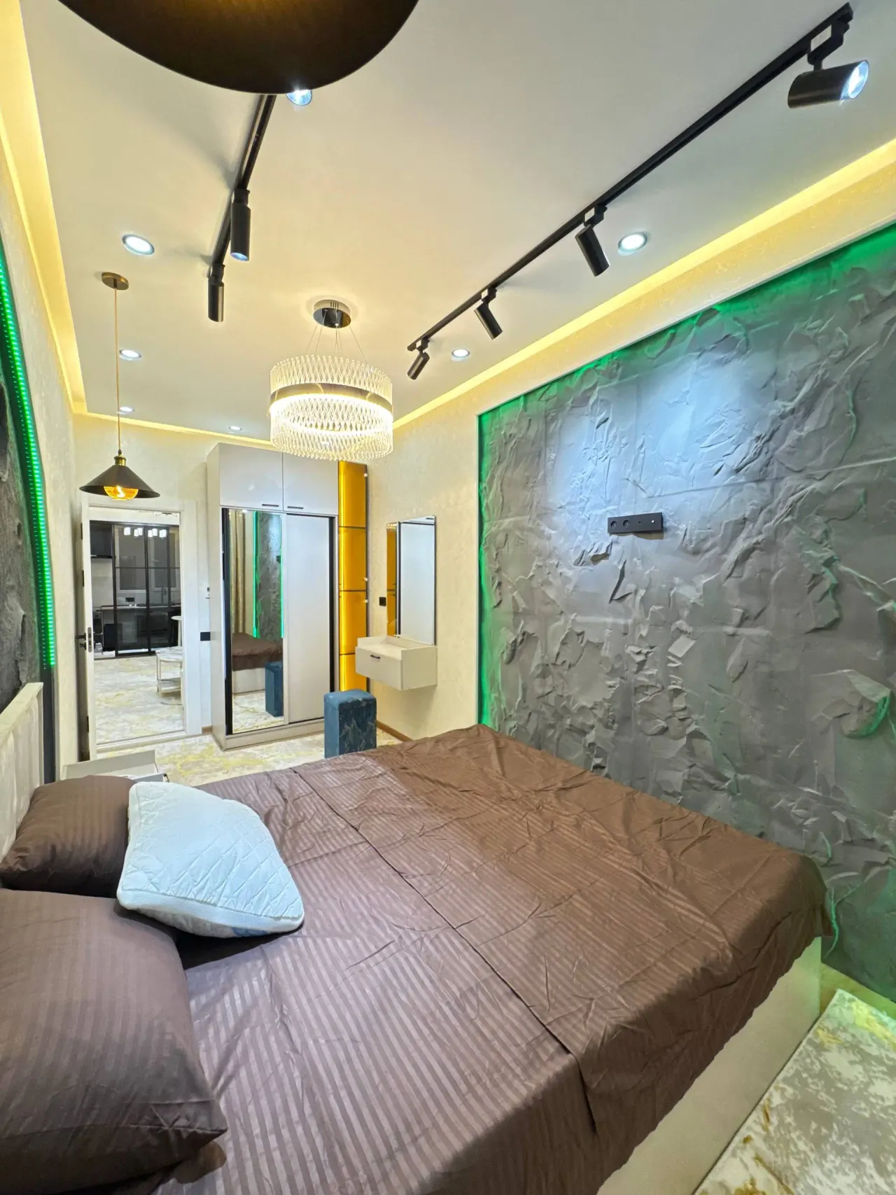 Ижарага берилади 3 хонали квартира, 52 м², 1/4 қават — Чилонзор тумани