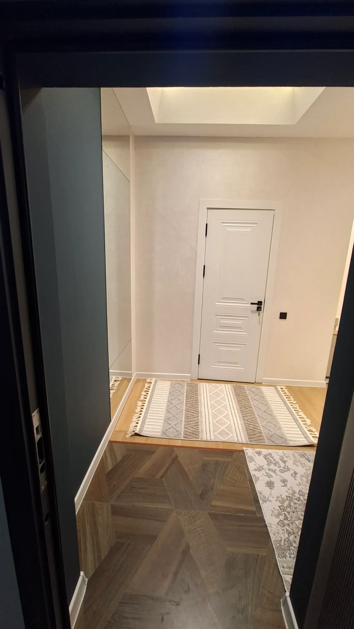Sotiladi 2 xonali kvartira, 50 m², 4/12 qavat — Sergeli tumani