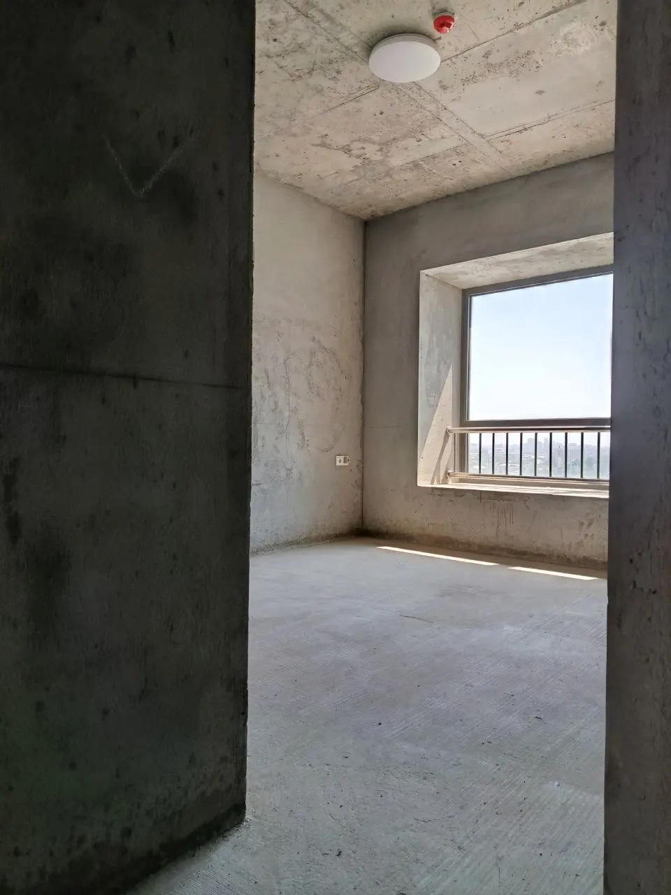 Sotiladi 3 xonali kvartira, 77 m², 13/16 qavat — Yunusobod tumani